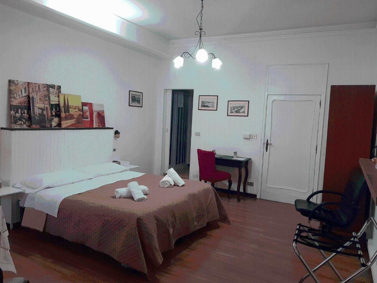 Rooms2Rent Reggio di Calabria Luaran gambar