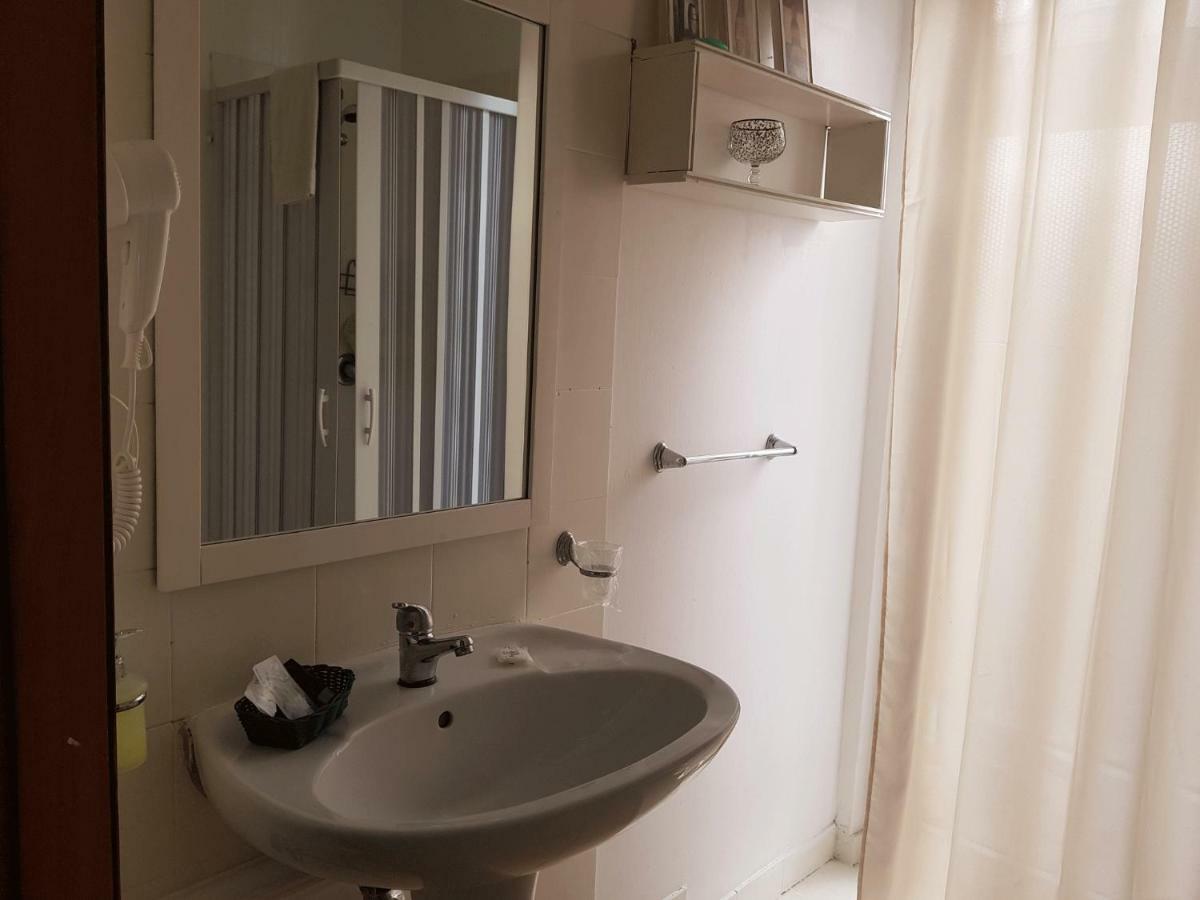 Rooms2Rent Reggio di Calabria Luaran gambar